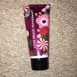 OFFERS⁉️ BBW hand cream peppermint